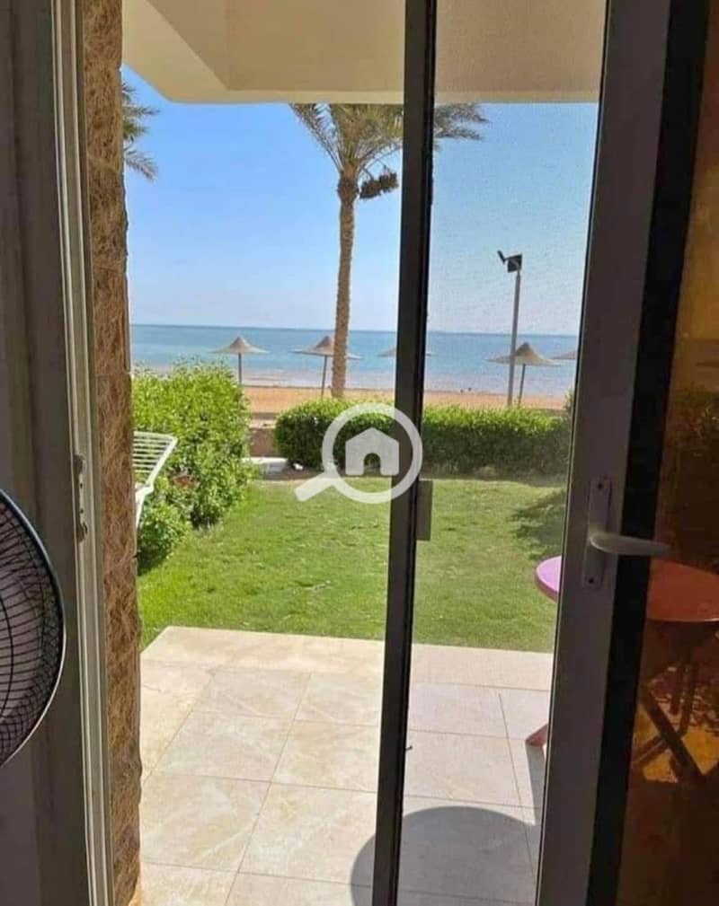 8 تلال ساحل 1. jpg