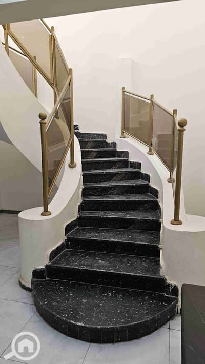 4 Bedroom Duplex for Rent in 6th of October, Giza - 20250706_183000. jpg