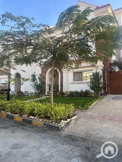 تاون هاوس 4 غرف نوم للبيع في مدينة الشروق، القاهرة - 2eb0b67b-a53a-463d-bcf2-c7c0201a609d. jpeg