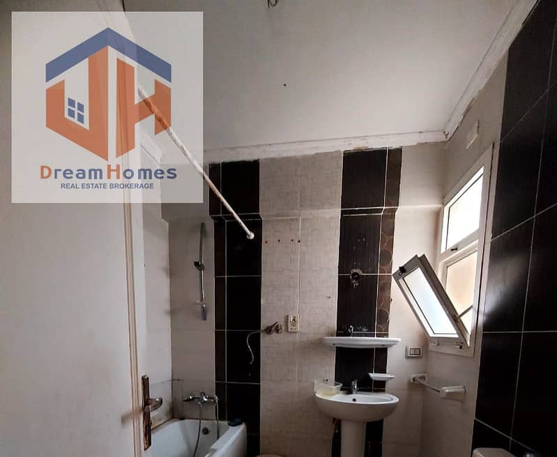 6 ced7af80-d6ce-4ec4-ad93-6980eed2595a. jpg
