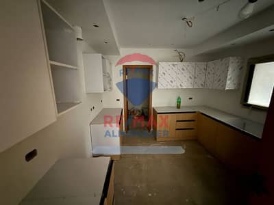 شقة 3 غرف نوم للايجار في الشيخ زايد، الجيزة - WhatsApp Image 2025-09-24 at 4.08. 52 PM. jpeg