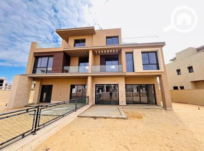5 Bedroom Villa for Sale in Sheikh Zayed, Giza - 500597445_24440722112196587_605135777532490392_n. jpg