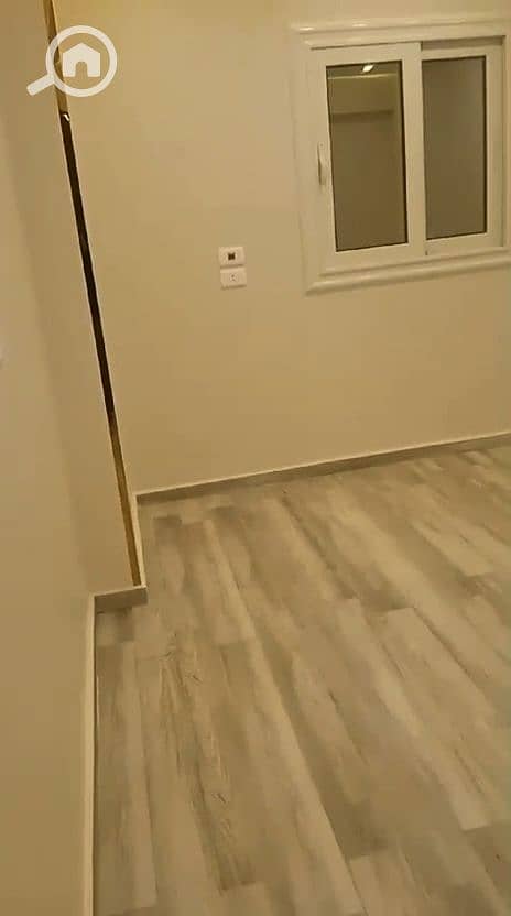 1000081167. jpg