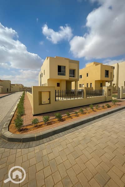 3 Bedroom Townhouse for Sale in 6th of October, Giza - assets_task_01k5y1vp1mevg8djk2ej3htjq5_1758724118_img_1. jpg