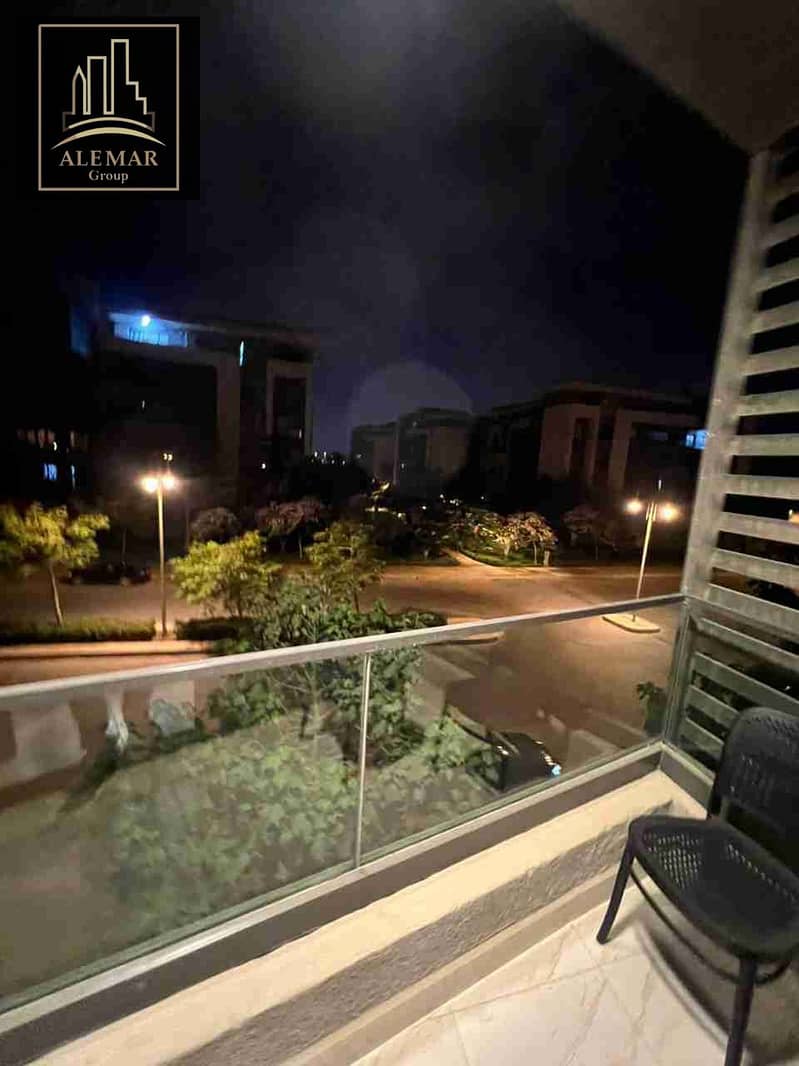 10 1000080766. jpg