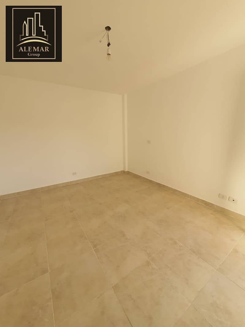 6 4895a519-6ac7-48ea-8532-566e5ae92c59. jpeg