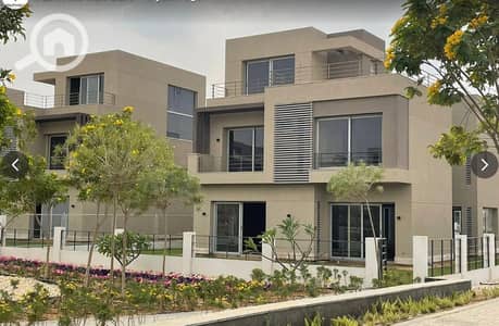 3 Bedroom Twin House for Sale in New Cairo, Cairo - Twin house for sale at Palm Hills New Cairo. jpg