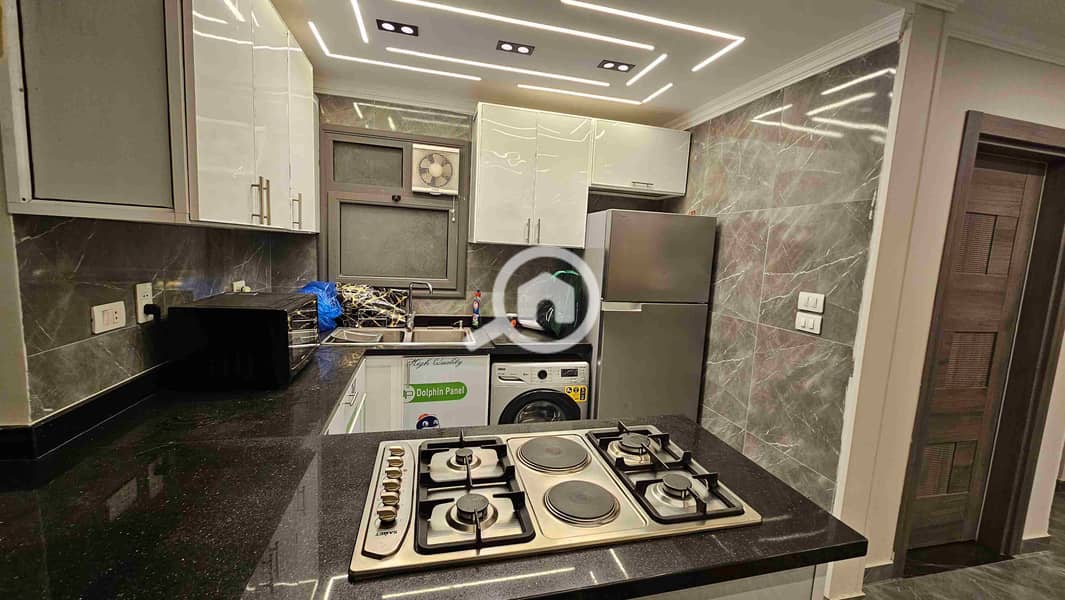 8 20250924_195720. jpg