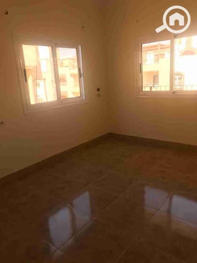 3 Bedroom Apartment for Rent in 6th of October, Giza - IMG-20250924-WA0076. jpg