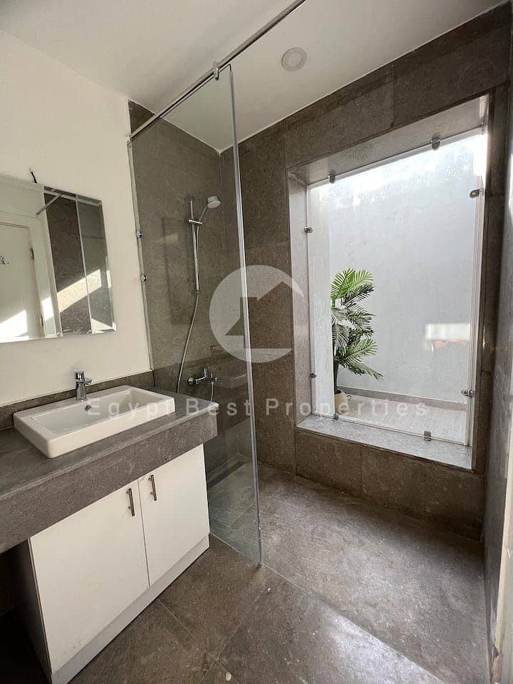 2 WhatsApp Image 2025-09-24 at 3.32. 21 PM (1). jpeg