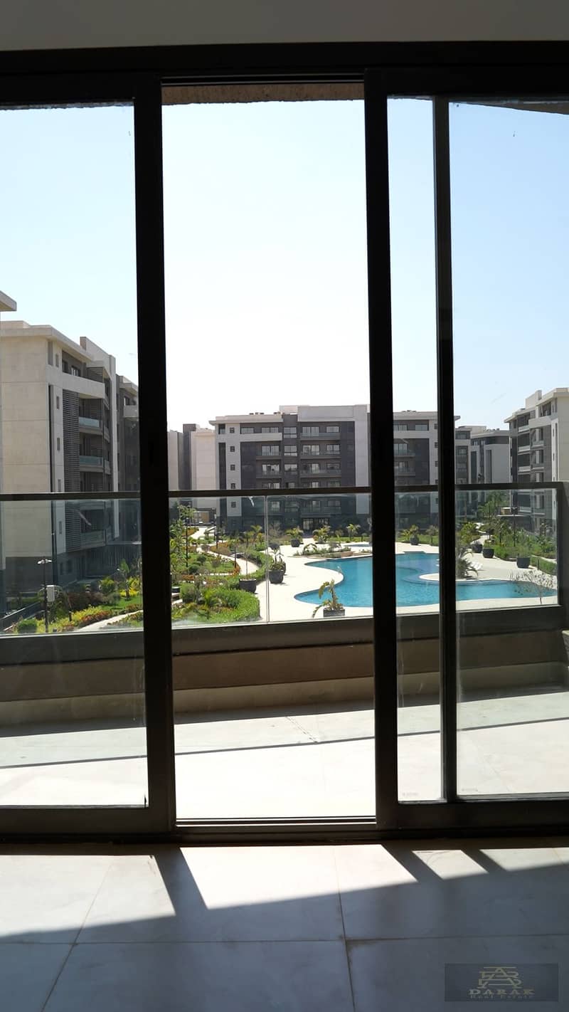 26 stills. 00_11_12_10. Still023. jpg