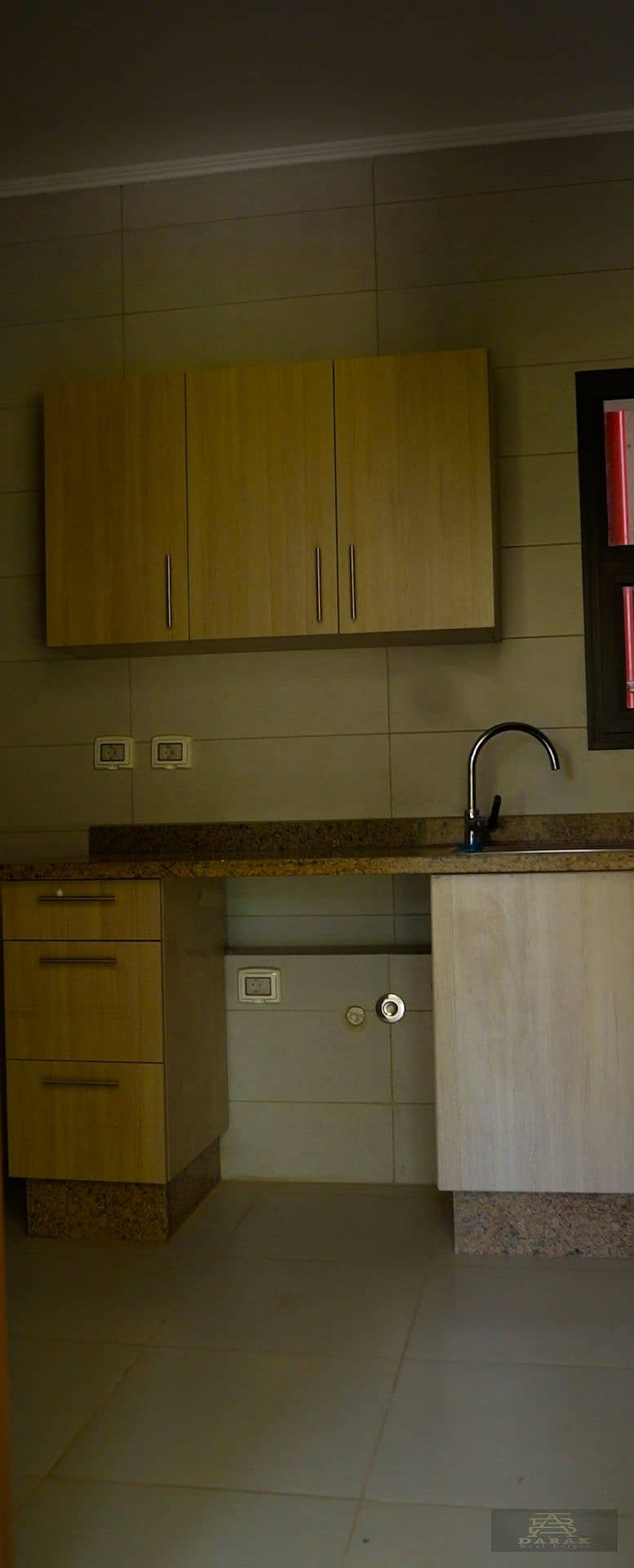 23 stills. 00_05_27_08. Still011. jpg