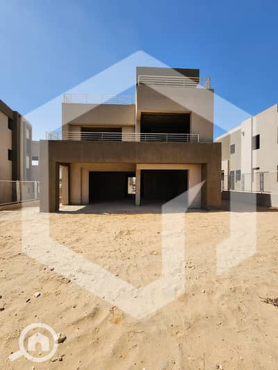 5 Bedroom Villa for Sale in 6th of October, Giza - Golf Extension Palm Hills 1. jpeg