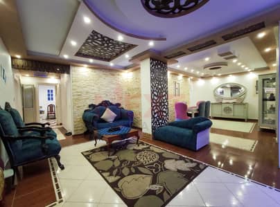 شقة 5 غرف نوم للبيع في ميامي، الإسكندرية - 01. jpg