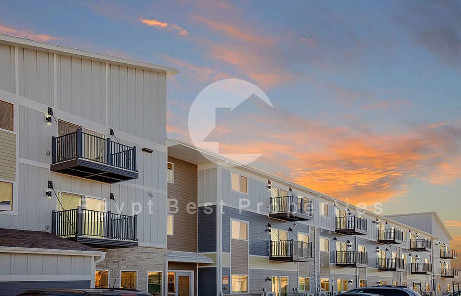 8 property for sale in village west. jpg