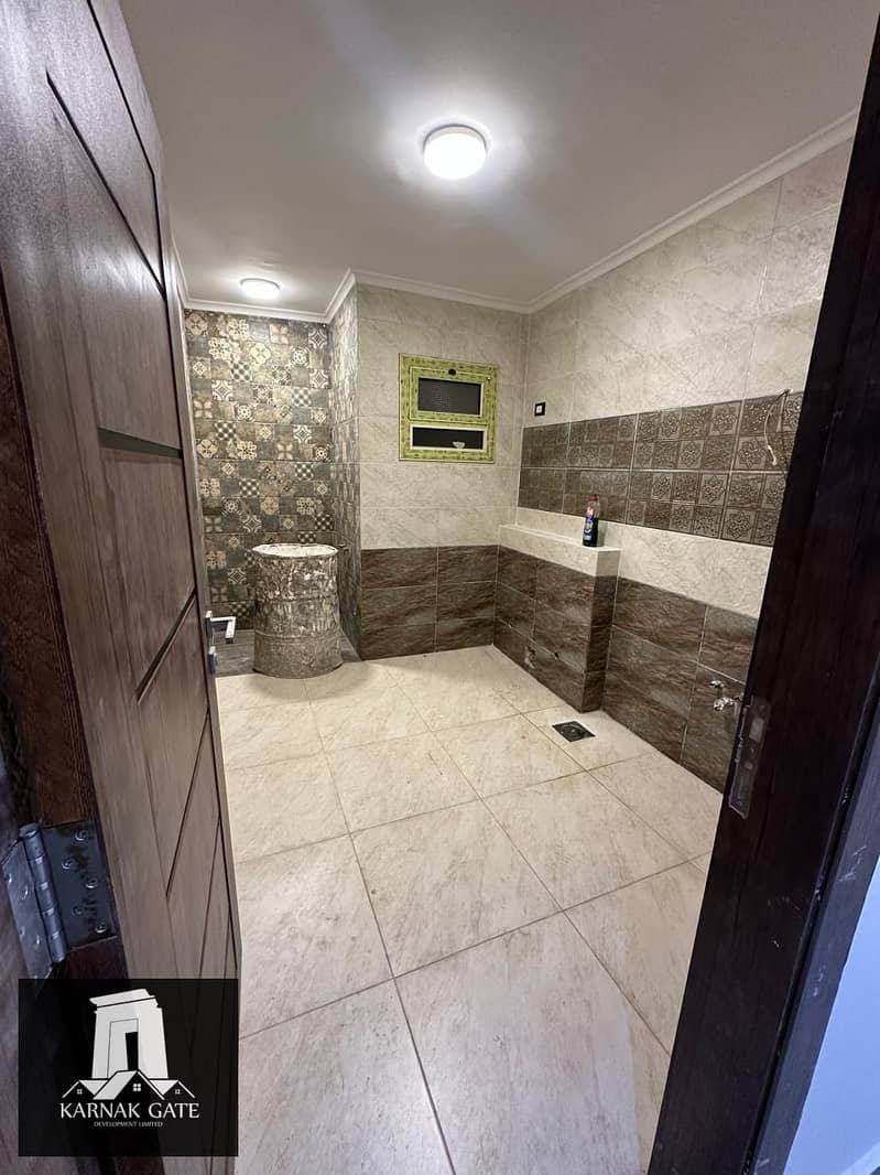 23 d322b5cc-e8ae-4e6c-9853-e2323a6a1ffe. jpg