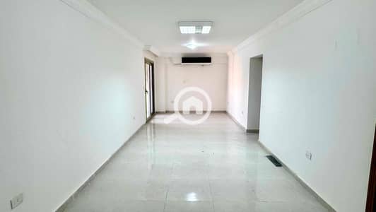 مکتب  للايجار في سموحة، الإسكندرية - 96316523-232d-4042-8f78-05a74808ab22. jpg