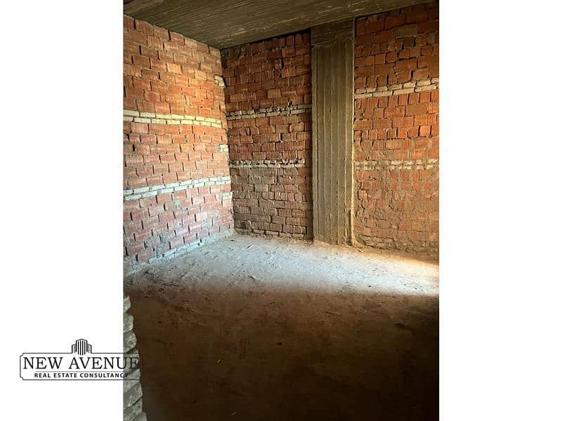 10 WhatsApp Image 2025-09-09 at 2.46. 40 PM. jpg