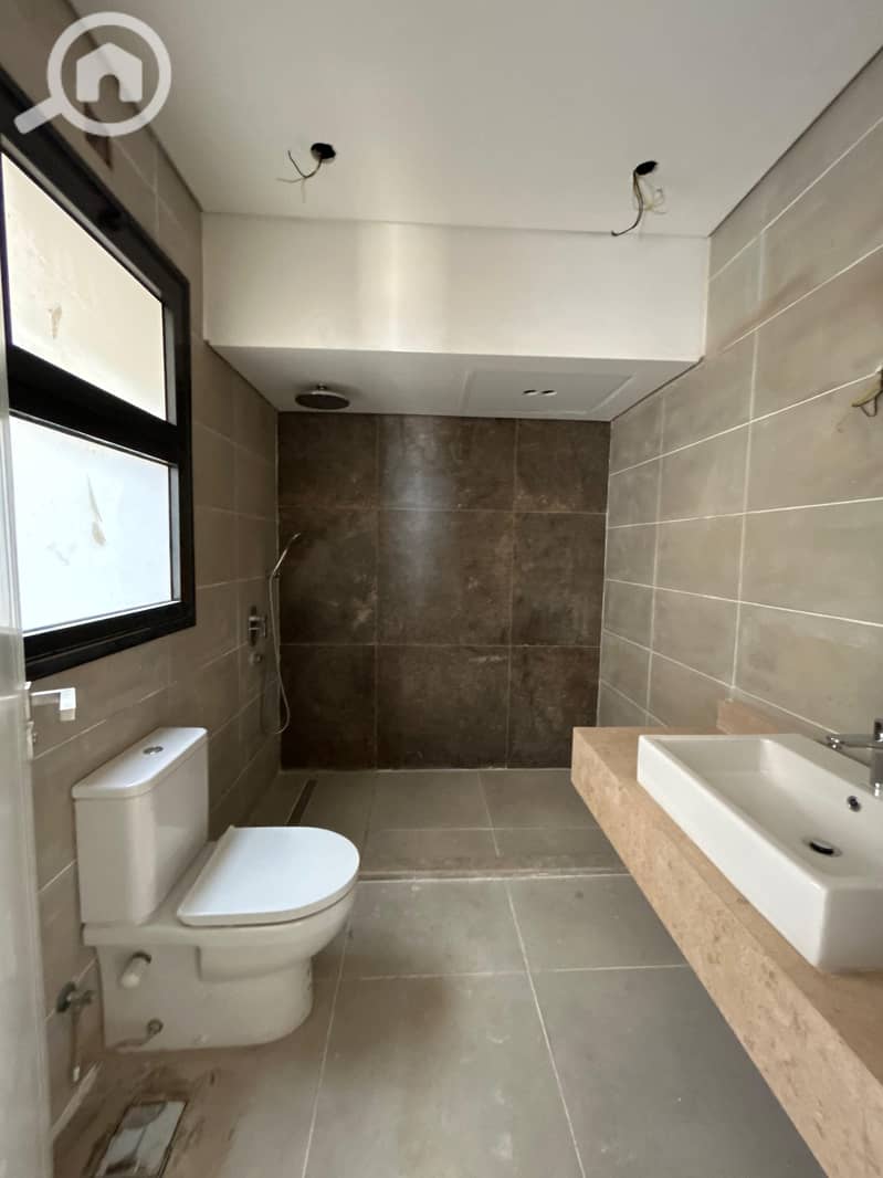 11 IMG-20250722-WA0599. jpg