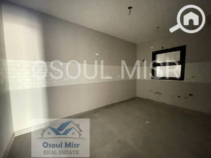 13 6000e263-3a67-4b40-86b3-9981b411fe81. jpeg