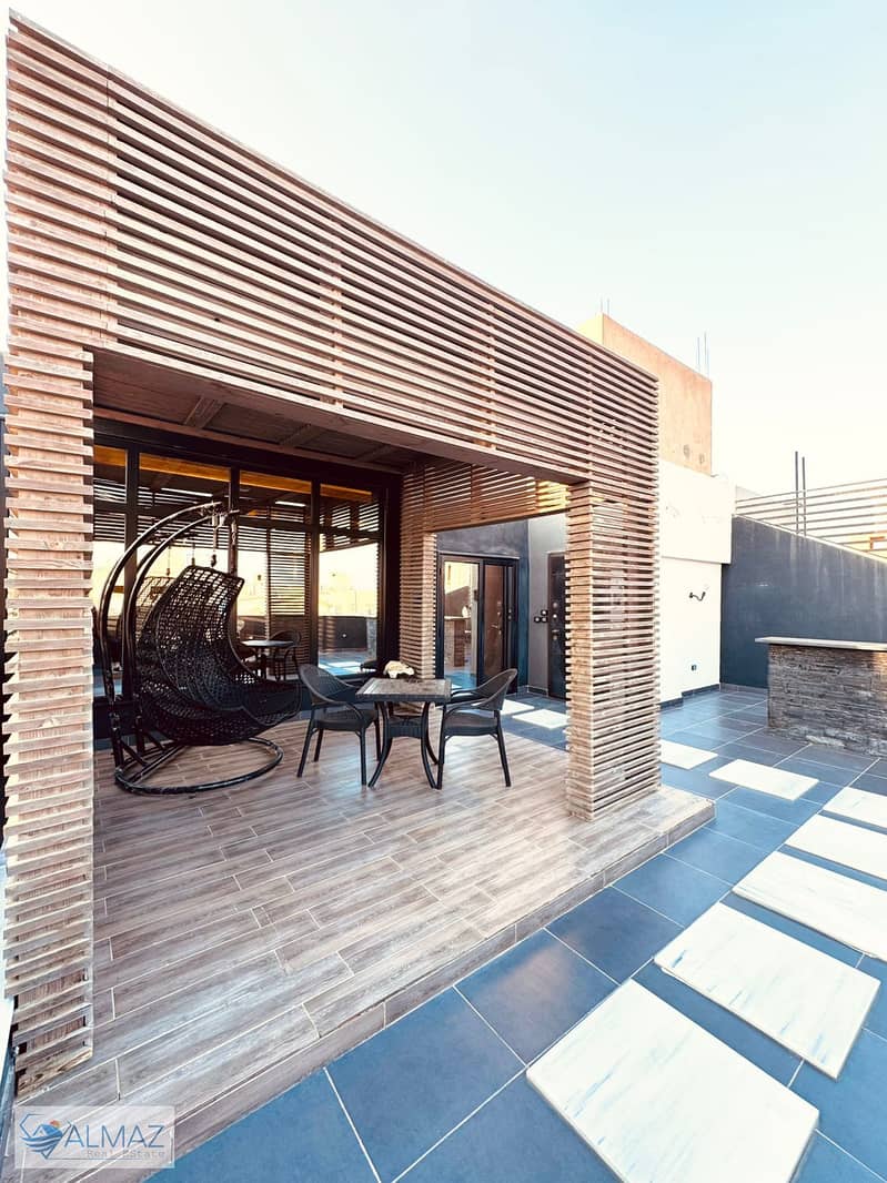 3 WhatsApp Image 2025-09-25 at 4.16. 21 PM (1). jpeg