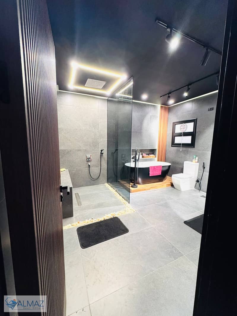 20 WhatsApp Image 2025-09-25 at 4.16. 45 PM. jpeg