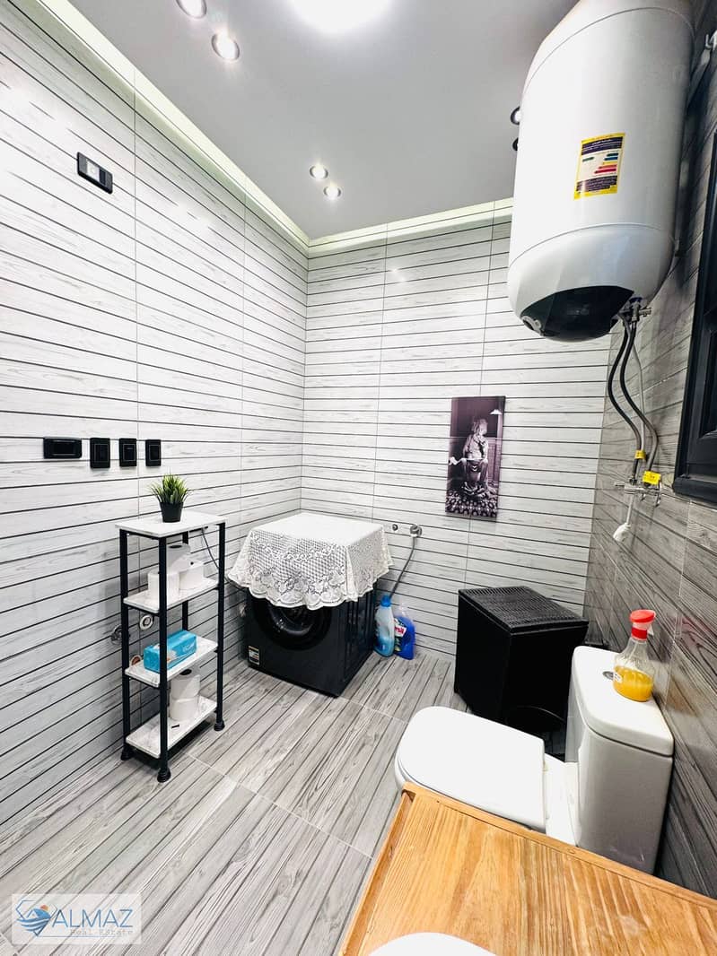 25 WhatsApp Image 2025-09-25 at 4.17. 14 PM. jpeg