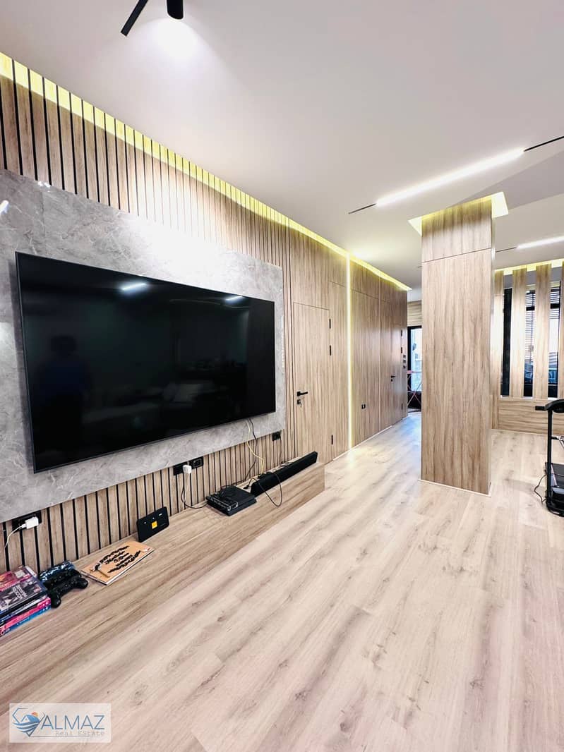 31 WhatsApp Image 2025-09-25 at 4.17. 43 PM. jpeg