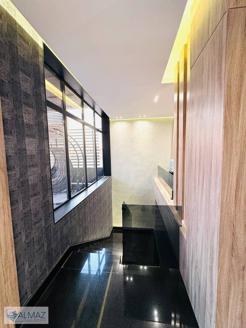 38 WhatsApp Image 2025-09-25 at 4.18. 28 PM. jpeg