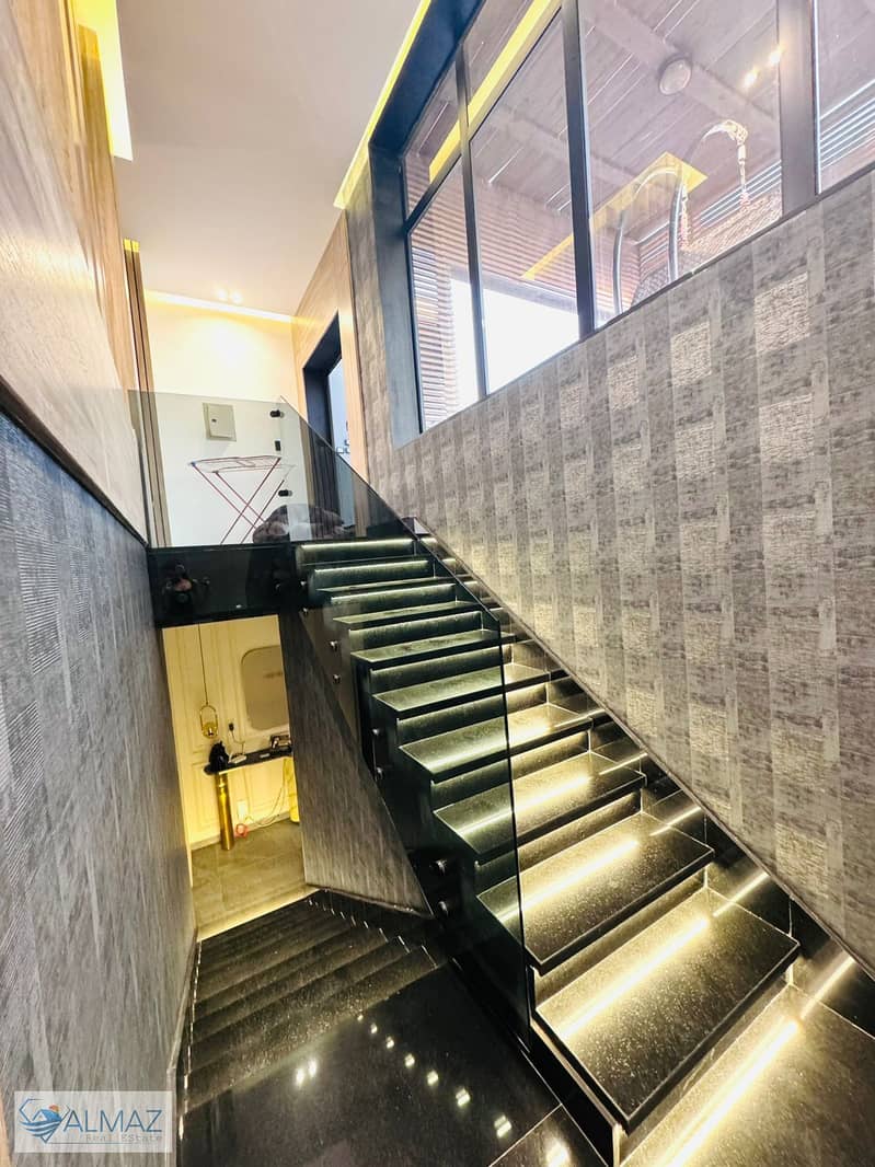 39 WhatsApp Image 2025-09-25 at 4.18. 29 PM. jpeg