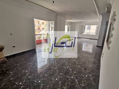 3 Bedroom Flat for Sale in 6th of October, Giza - dfa1d6f5-bc27-4dbc-b38f-04c4810d89e4. jpg