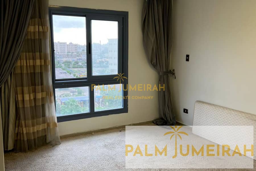 10 Palm Jumeriah - Frame. jpg8. jpg