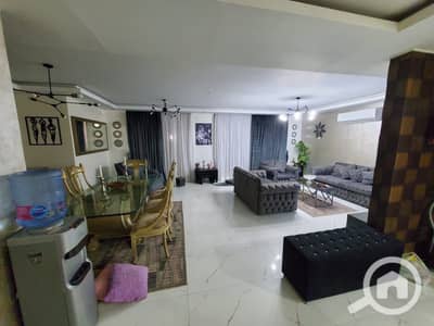 شقة 3 غرف نوم للايجار في الشيخ زايد، الجيزة - IMG-20250924-WA0044. jpg