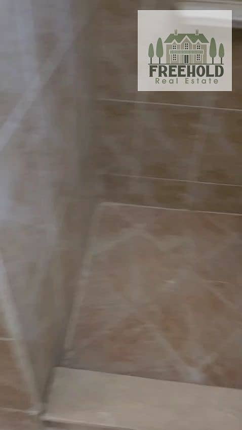 18 VideoCapture_20250925-182556. jpg