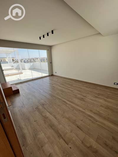 بنتهاوس 3 غرف نوم للايجار في 6 أكتوبر، الجيزة - IMG-20250922-WA0111. jpg