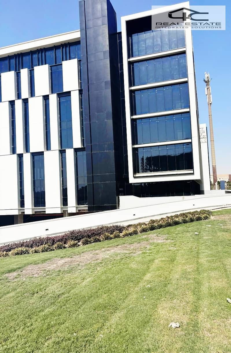 4 WhatsApp Image 2024-11-06 at 5.17. 49 PM (2). jpeg