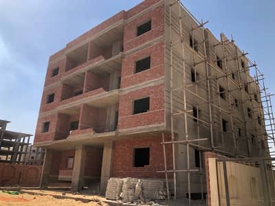 أرض سكنية  للبيع في القاهرة الجديدة، القاهرة - عماره سكنيه للبيع