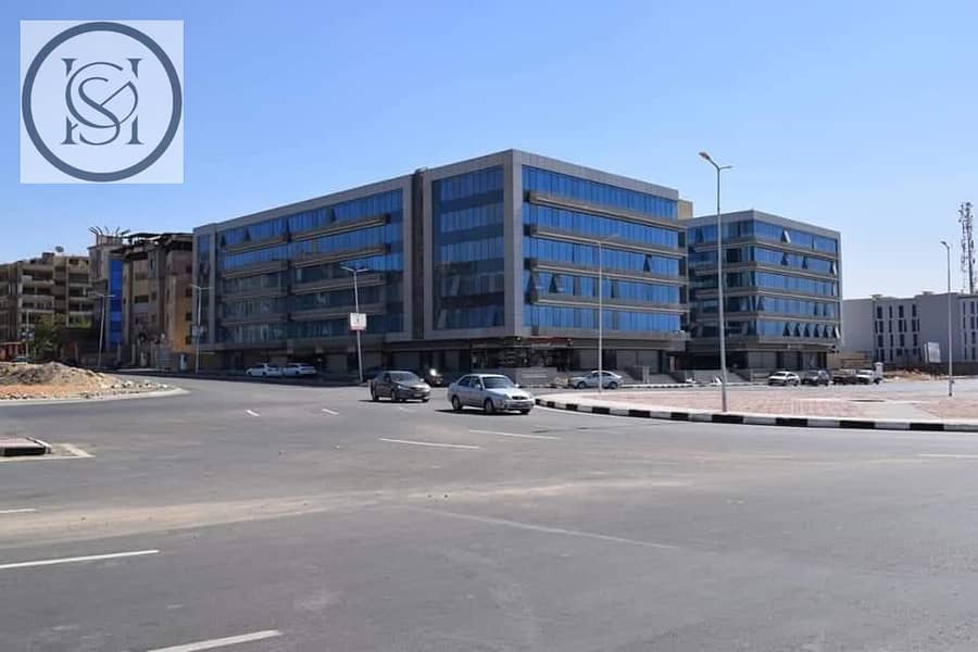 2 d9225fd2-9f10-4ecd-99ed-5f8cc6710ef9. jpg