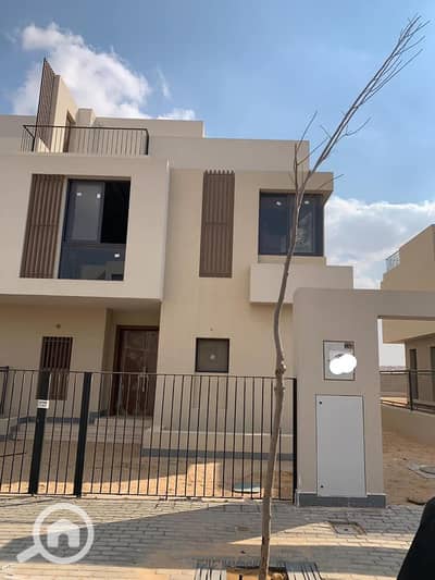 3 Bedroom Townhouse for Sale in New Heliopolis, Cairo - ]. jpg
