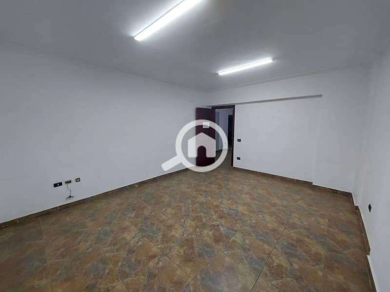 43 photo_2025-08-19_23-42-22. jpg