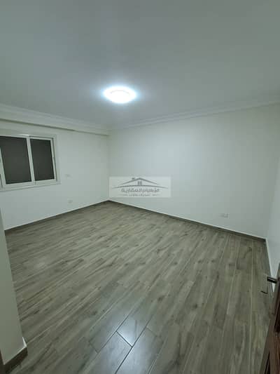 Office for Rent in Nasr City, Cairo - مكتب للايجار230م ارضى مرخص ادارى فى الحى مدينة نصر قرب السراج