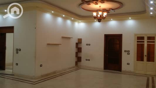 دوبلكس 7 غرف نوم للايجار في القاهرة الجديدة، القاهرة - IMG-20250925-WA0072. jpg
