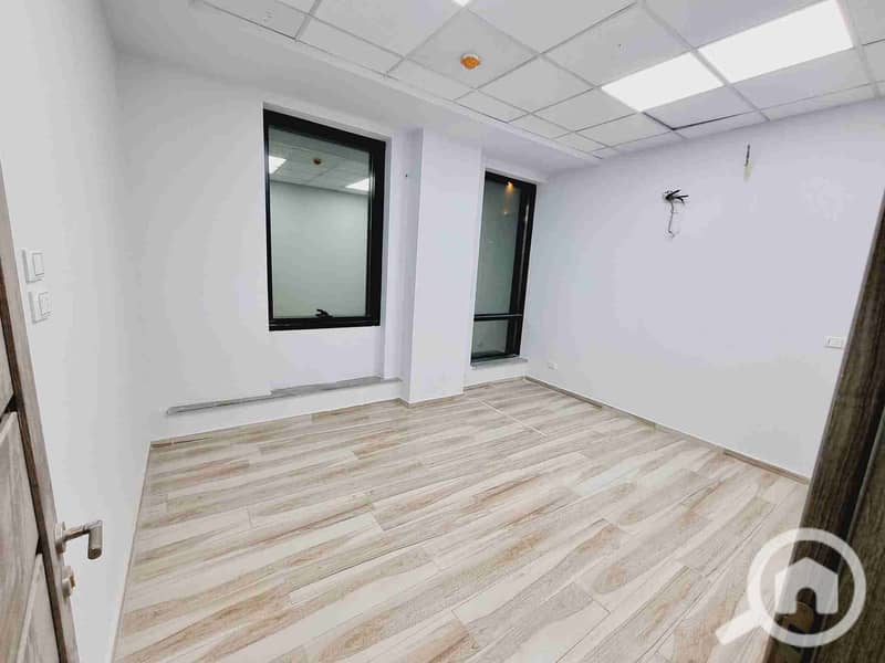 10 FB_IMG_1756985937109. jpg