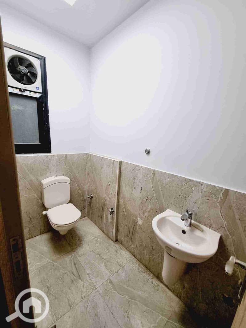 14 FB_IMG_1756985952102. jpg