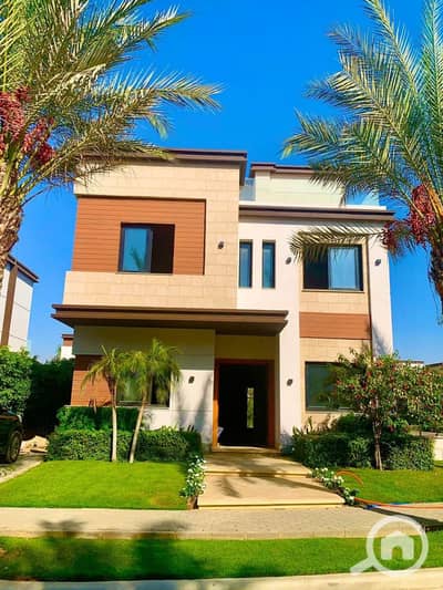 3 Bedroom Villa for Sale in New Cairo, Cairo - 93f704b1-e1f5-4a24-bcc9-a37c557fd84e. jpg