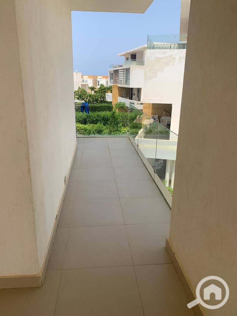 4 WhatsApp Image 2025-09-21 at 3.53. 35 PM (1). jpeg