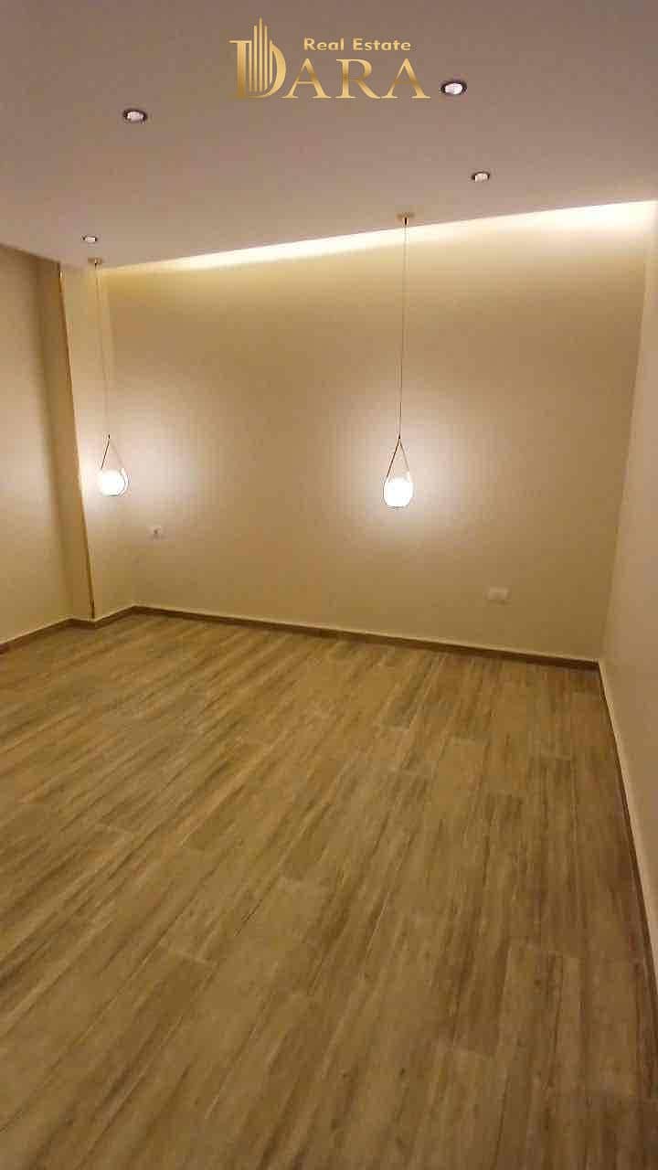 18 3b73aed6-7e50-41bd-abb1-86cc0967b014. jpg