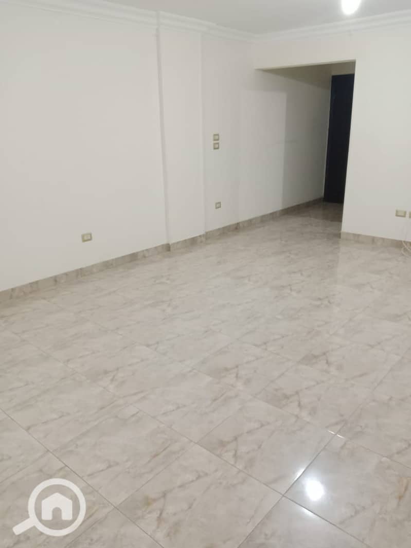 6 d9ed423b-e0bc-4711-bd59-c4ef3e7f8b6a. jpg