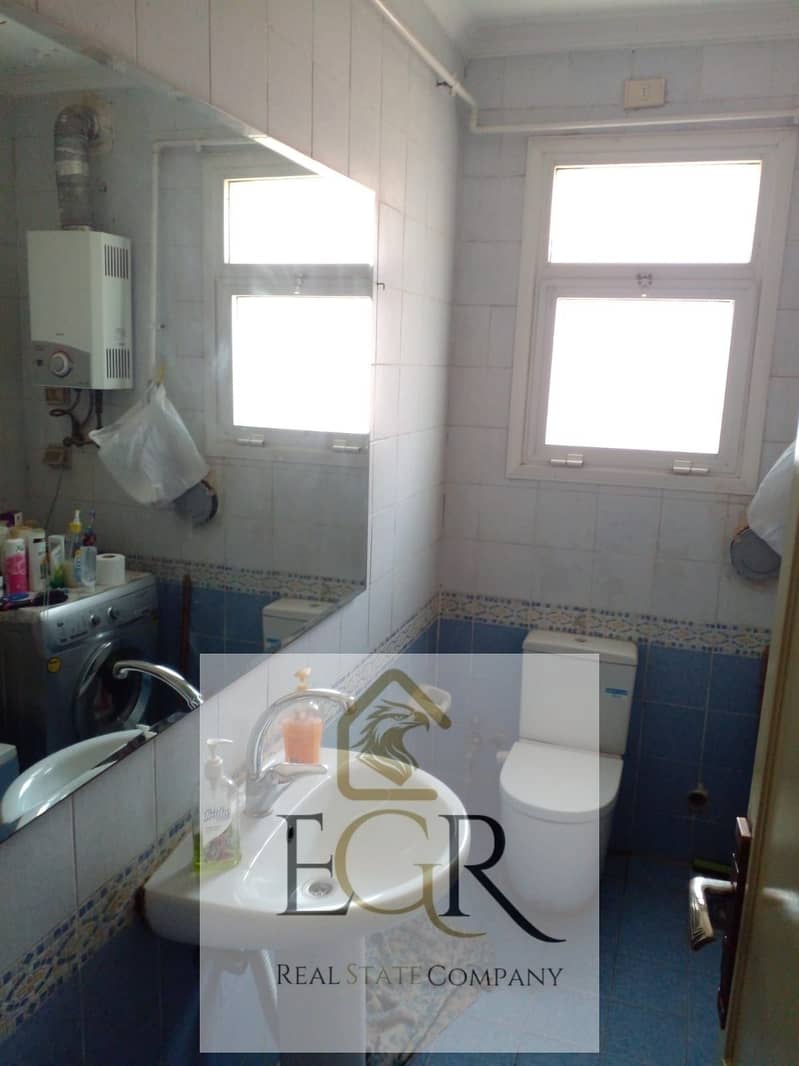 2 899eea2e-efba-406c-a0dd-5769cb97f919. jpeg