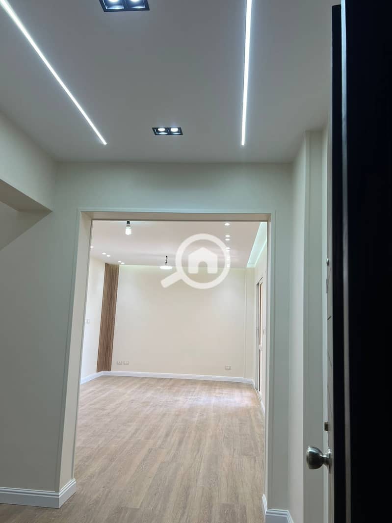 12 ea17de86-15f9-4cfb-9a6c-e2ebe22f0096. jpg